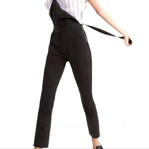 Madewell black skinny jean overalls